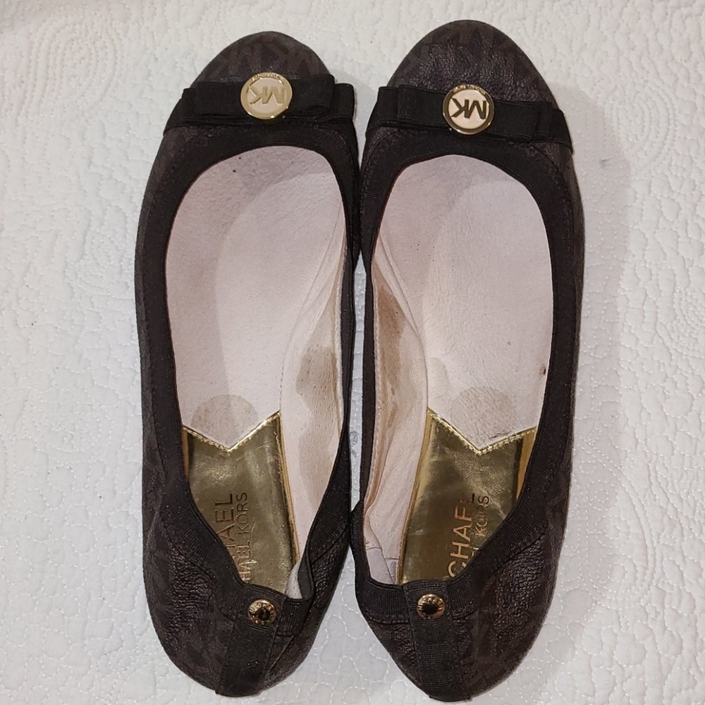 Brown MK flats small fold logo pattern with bow - Picture 4 of 11